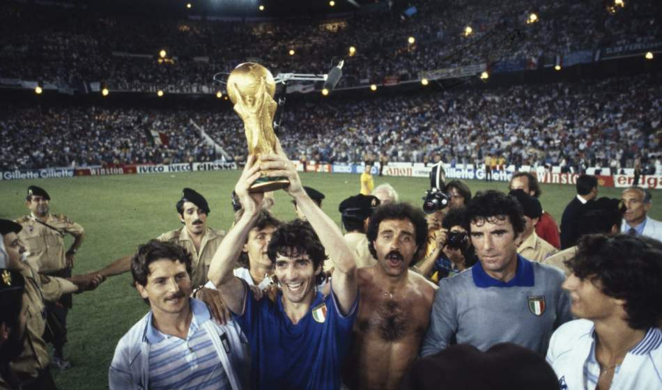 The world of football mourns the passing of Paolo Rossi